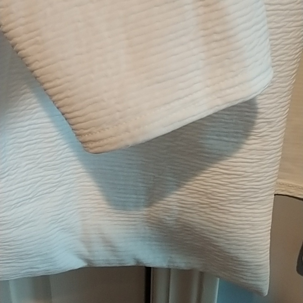 Boohoo Plus Size Textured Ribbed Ivory Blazer 22 - Picture 3 of 9
